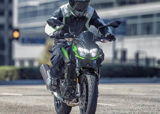 kawasaki z400 launch date in india